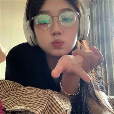 花花公子之千面女陪游